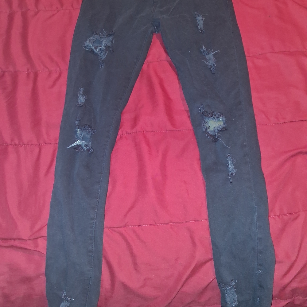 Stylish Black Distressed Jeans